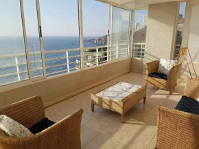 1st line apartment in Cochoa beach. Supreme view.